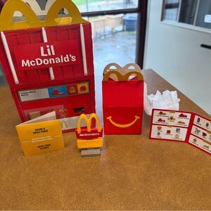 Lil McDonalds McDonald Happy Meal Toy McDonald Sign